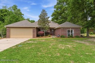 19 Morrell Circle, Hattiesburg, MS 39402