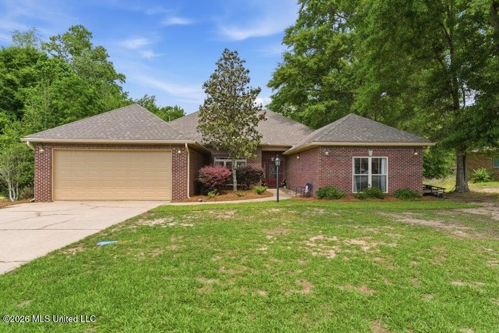 19 Morrell Circle, Hattiesburg, MS 39402