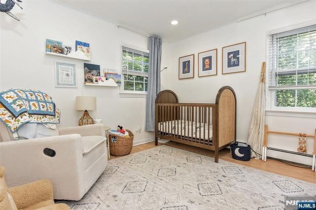 388 Carriage Lane, Wyckoff, NJ 07481