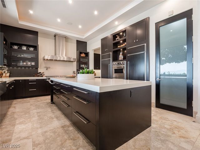 28 Painted Feather Way, Las Vegas, NV 89135