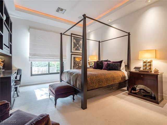 28 Painted Feather Way, Las Vegas, NV 89135