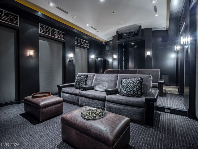 28 Painted Feather Way, Las Vegas, NV 89135