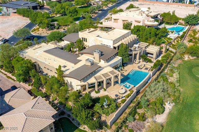 28 Painted Feather Way, Las Vegas, NV 89135