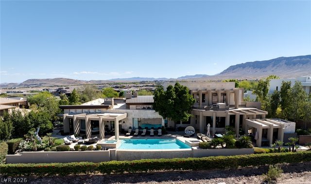 28 Painted Feather Way, Las Vegas, NV 89135