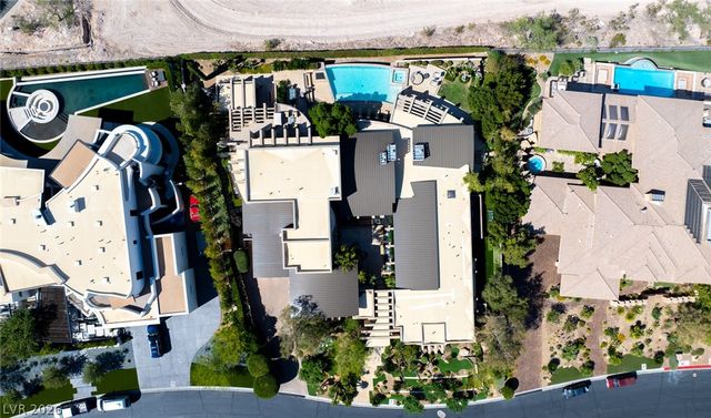 28 Painted Feather Way, Las Vegas, NV 89135
