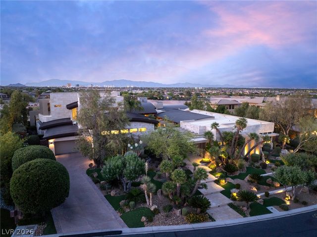 28 Painted Feather Way, Las Vegas, NV 89135