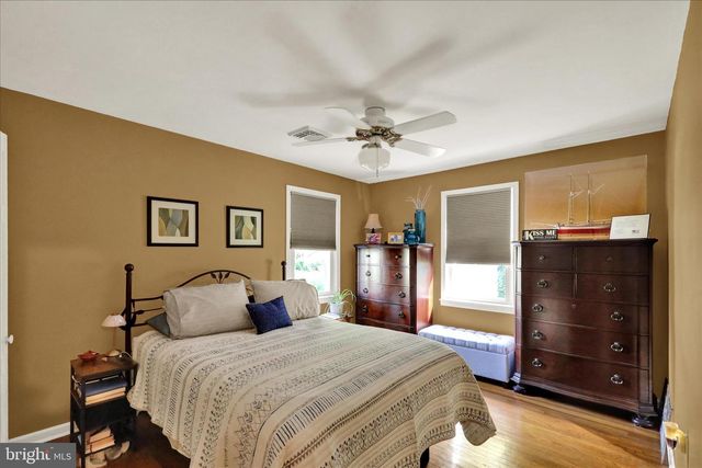 41 W COLLEGE AVE, Wernersville, PA 19565