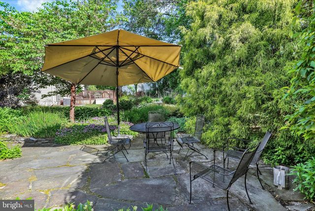 41 W COLLEGE AVE, Wernersville, PA 19565