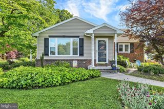 41 W COLLEGE AVE, Wernersville, PA 19565