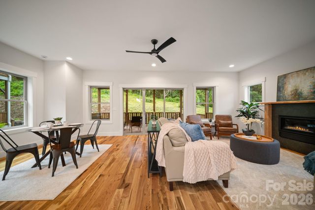 91 Glendale Avenue, Asheville, NC 28803