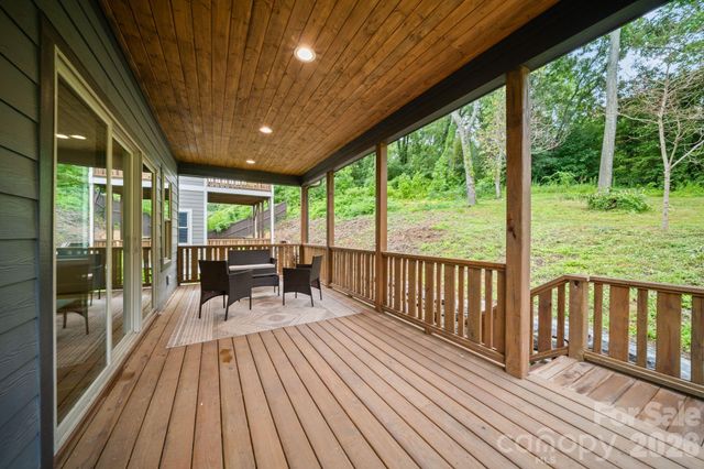 91 Glendale Avenue, Asheville, NC 28803