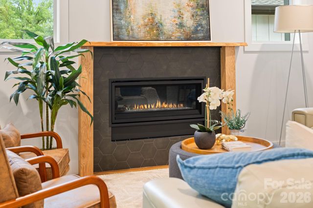 91 Glendale Avenue, Asheville, NC 28803