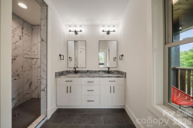 91 Glendale Avenue, Asheville, NC 28803