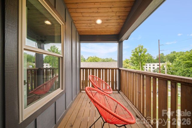 91 Glendale Avenue, Asheville, NC 28803