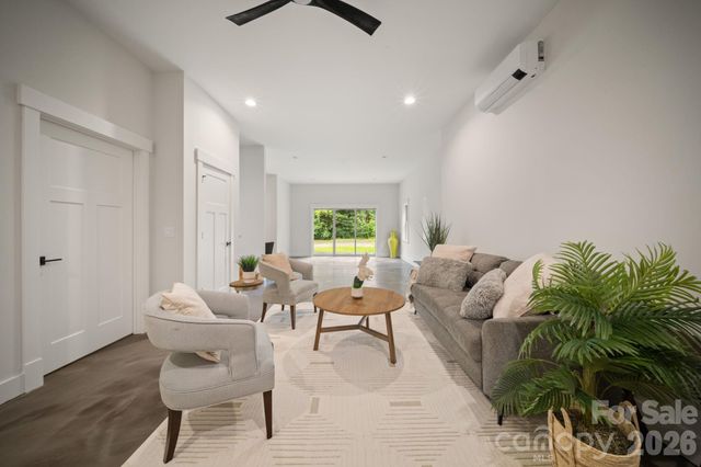 91 Glendale Avenue, Asheville, NC 28803