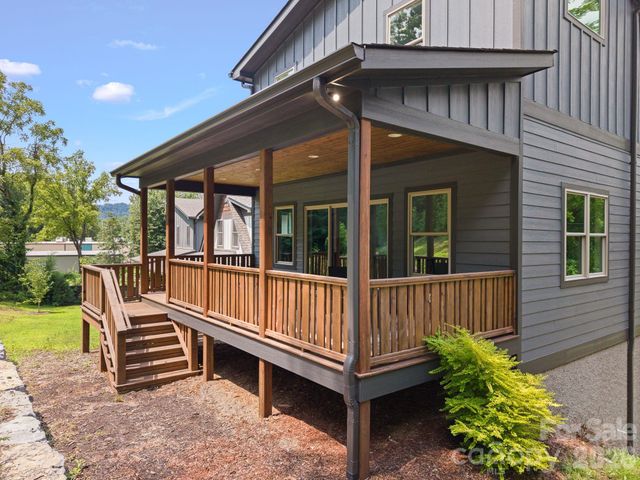 91 Glendale Avenue, Asheville, NC 28803