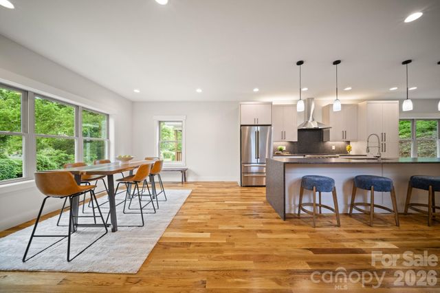91 Glendale Avenue, Asheville, NC 28803