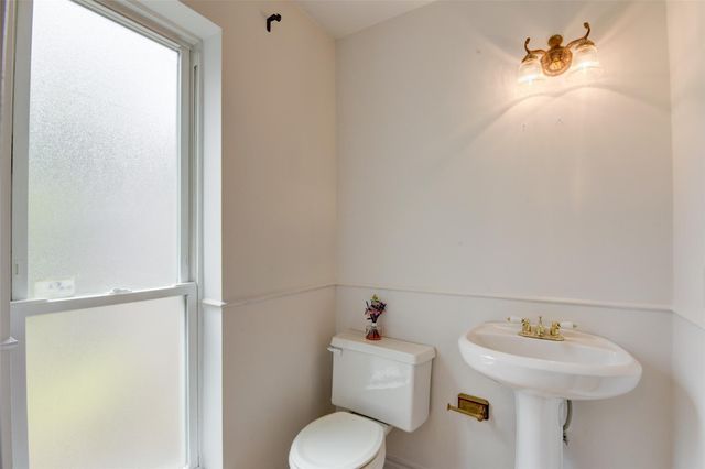 928 W Main Street, Houston, TX 77006