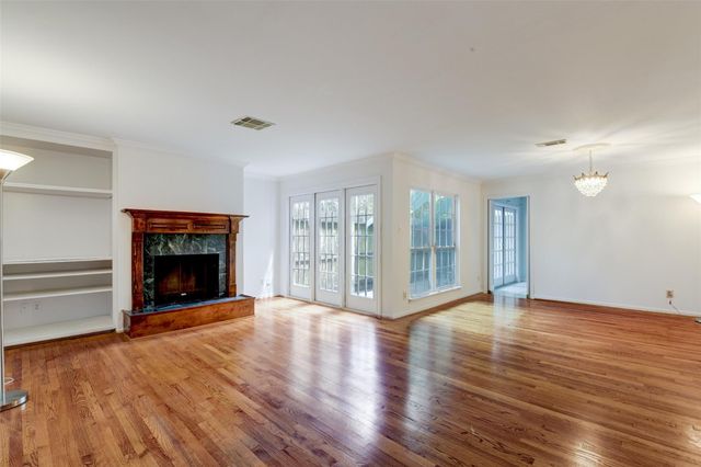 928 W Main Street, Houston, TX 77006