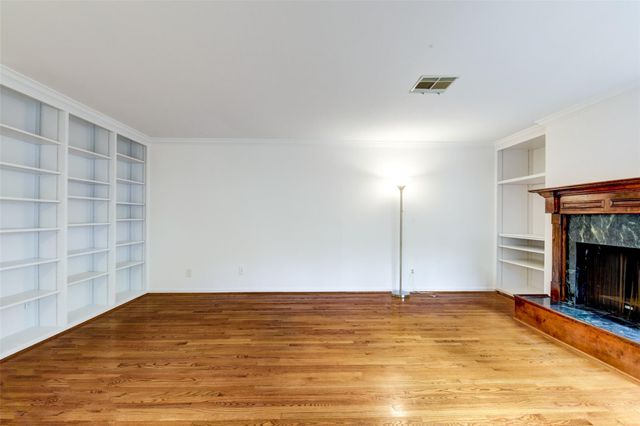 928 W Main Street, Houston, TX 77006