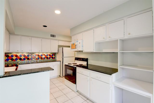 928 W Main Street, Houston, TX 77006