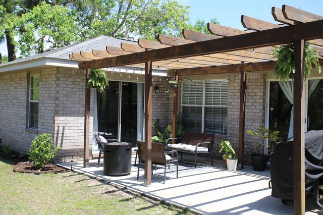 1953 Amhurst Court, Navarre, FL 32566