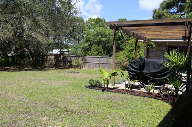 1953 Amhurst Court, Navarre, FL 32566