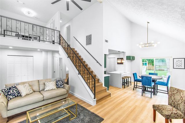 7514 Glenbriar Place, Houston, TX 77489