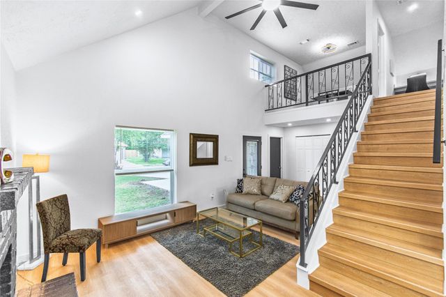 7514 Glenbriar Place, Houston, TX 77489
