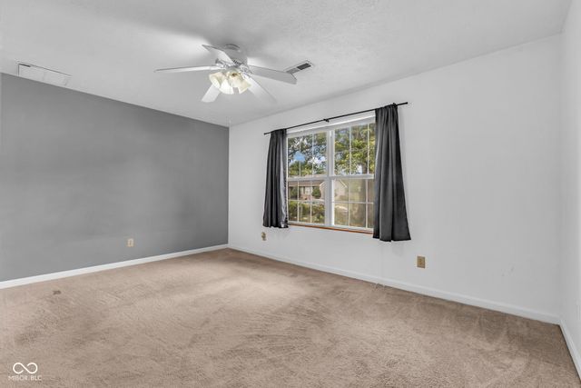 33 Cottonwood Court, Greencastle, IN 46135