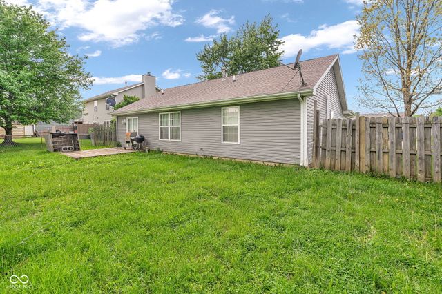 33 Cottonwood Court, Greencastle, IN 46135