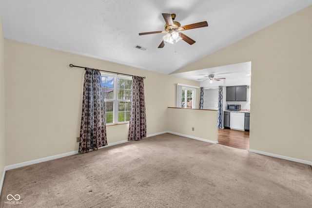 33 Cottonwood Court, Greencastle, IN 46135