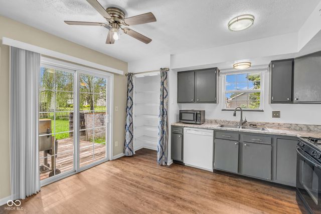 33 Cottonwood Court, Greencastle, IN 46135