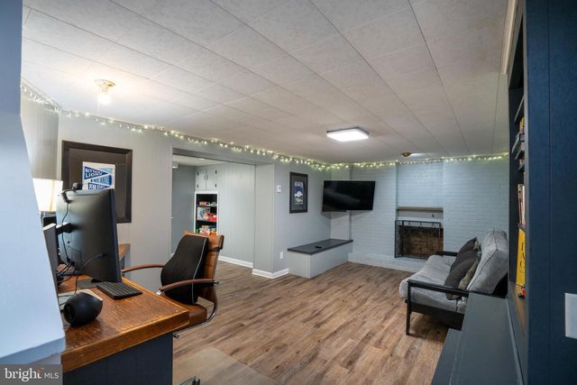 1628 CHERRY HILL RD N, State College, PA 16803