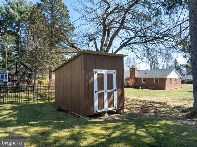 1628 CHERRY HILL RD N, State College, PA 16803