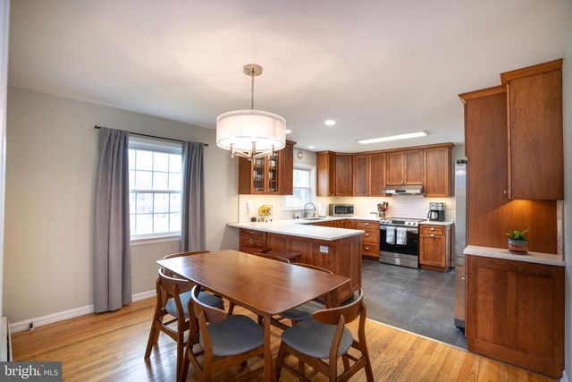 1628 CHERRY HILL RD N, State College, PA 16803