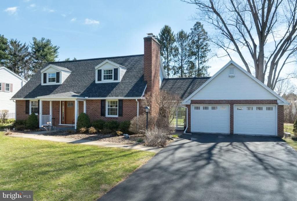 1628 CHERRY HILL RD N, State College, PA 16803