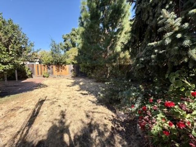 1619 Saint Francis Way, San Carlos, CA 94070