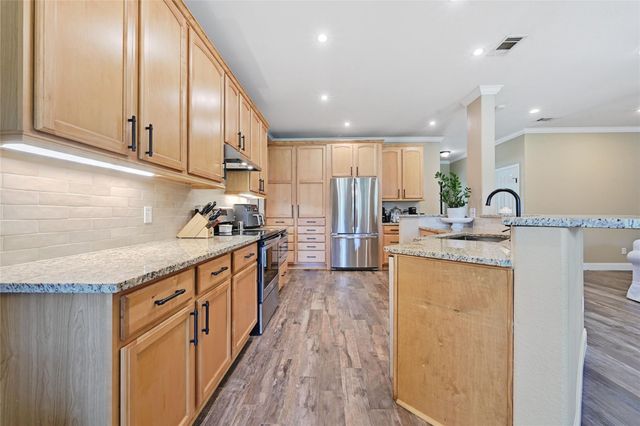 801 Mountain Crest DR, Wimberley, TX 78676