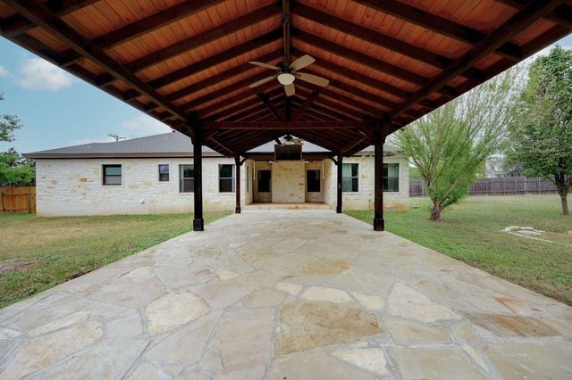 801 Mountain Crest DR, Wimberley, TX 78676
