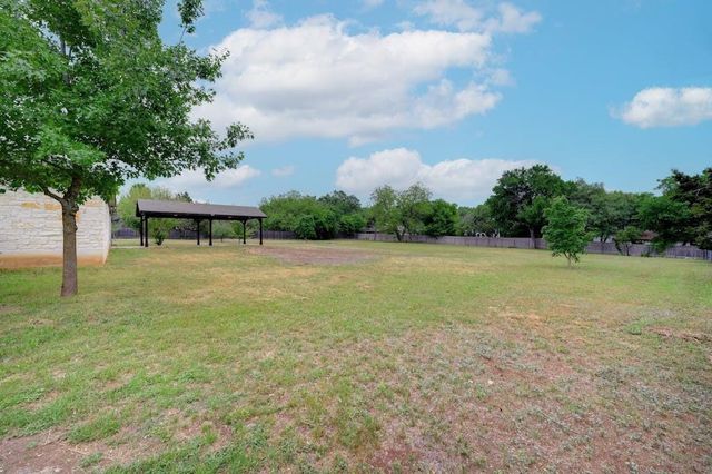 801 Mountain Crest DR, Wimberley, TX 78676