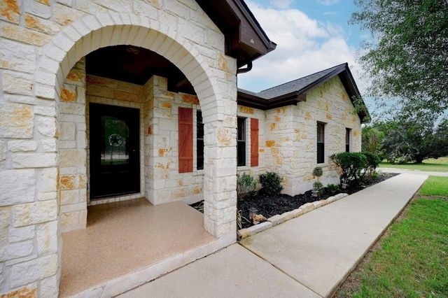 801 Mountain Crest DR, Wimberley, TX 78676