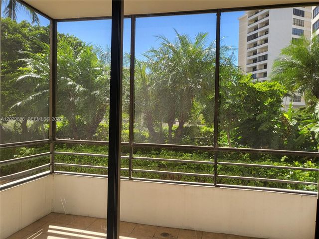 600 Three Islands Boulevard 118, Hallandale Beach, FL 33009