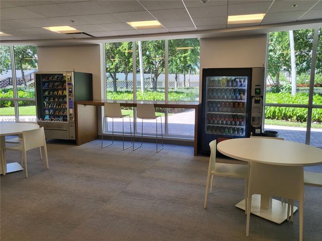 600 Three Islands Boulevard 118, Hallandale Beach, FL 33009