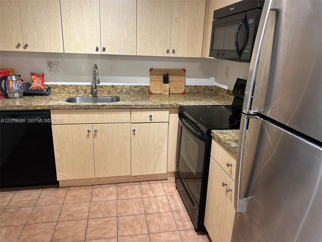 600 Three Islands Boulevard 118, Hallandale Beach, FL 33009