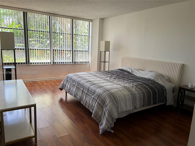 600 Three Islands Boulevard 118, Hallandale Beach, FL 33009