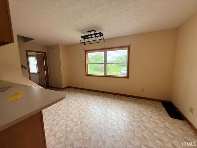 330 Burton Lane, Mitchell, IN 47446