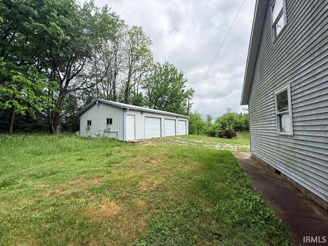330 Burton Lane, Mitchell, IN 47446