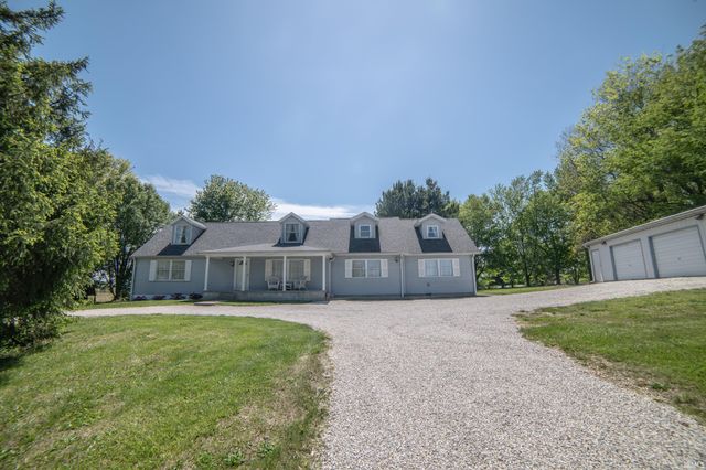 330 Burton Lane, Mitchell, IN 47446