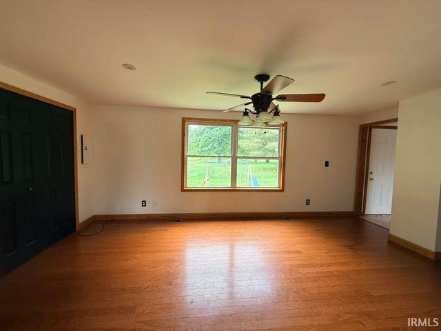 330 Burton Lane, Mitchell, IN 47446